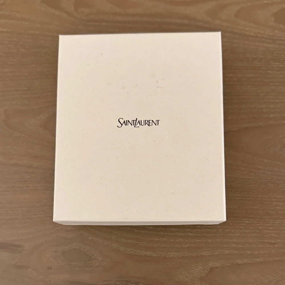 Men’s Saint Laurent Paris Open Card Case in Olive
